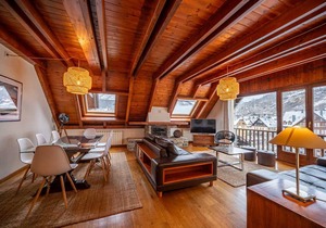 140 m² Apartment ∙ 4 bedrooms ∙ 10 guests in Viella