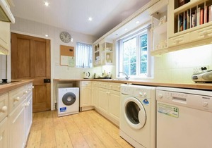 CASTLE VIEW (WARKWORTH), pet friendly, with a garden in Warkworth in Warkworth