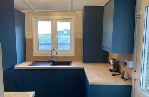 Fowey Cottage | “Cosy Fowey Cottage, Suntrap Garden, Easy Walk to Harbour & Beach, Dog Friendly”