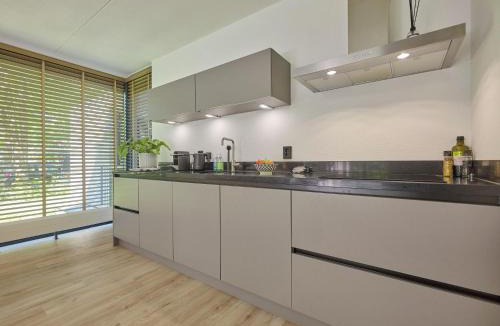 Zon en Schild House | De Douglas
