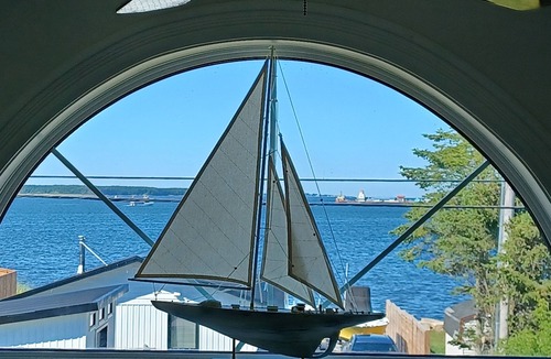 Shediac House | Luxurious cottage in the Heart of Shediac w/firepit, bike trail to Parlee beach!