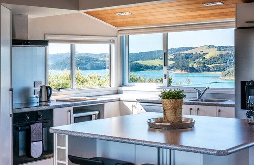 Surfdale House | Ocean View