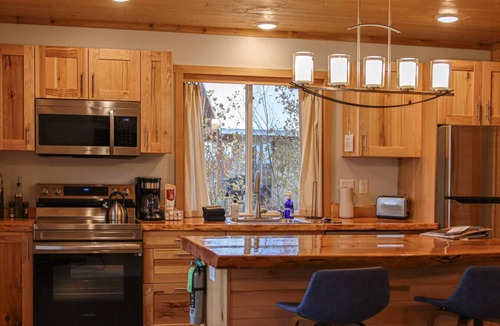 Bayfield Cabin | Raspberry Island Lighthouse Overlook Cabins in Bayfield
