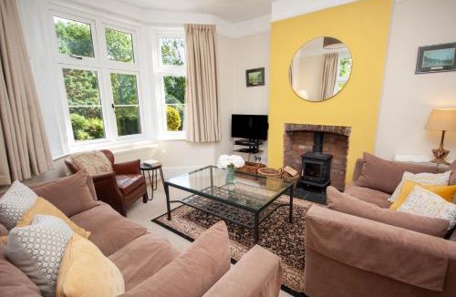 Church Knowle House | West Lodge
