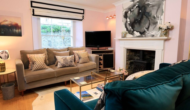 16 COURTENAY STREET, family friendly, with a garden in Salcombe in Salcombe