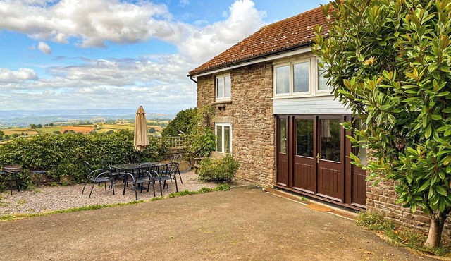 3 bedroom accommodation in Devauden, near Chepstow in Cardiff