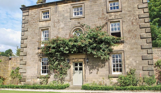 4 bedroom accommodation in Matlock in Matlock