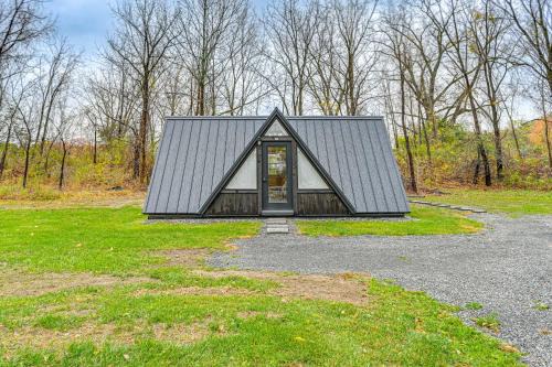 5 Mi to Wine Trails: Finger Lakes Tiny Home in Ovid