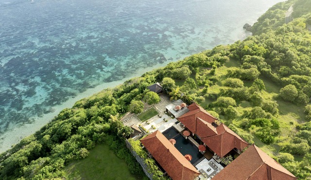 Absolute ocean view 7 bedrooms villa Uluwatu in Bali