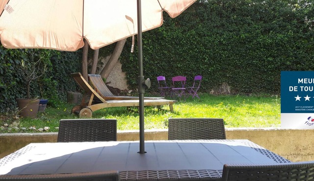 Apart. 4 * Modern Spacious with garden - Secure parking in Apt