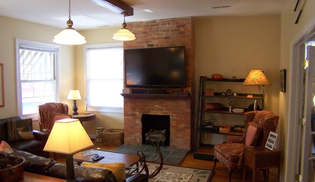 Apt. 5 | Main Street Apartment in the Heart of Hot Springs! in Hot Springs