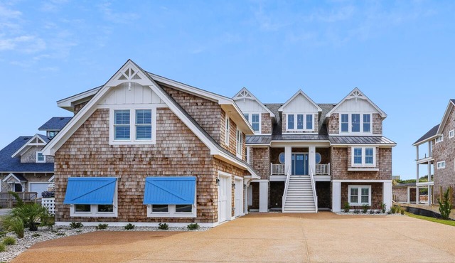 Austin - New Construction Oceanfront 11BR with Elevator, Fire Pit, Pool, Fitness Room and More! in Corolla
