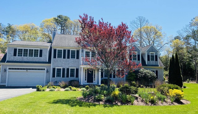 BEAUTIFUL and PRIVATE OSTERVILLE HOME, LARGE GAME ROOM, AC,PARKING in Barnstable