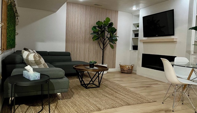Beautiful legal suite | Private sauna in Calgary