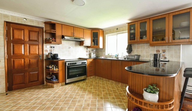 Charming 4-bedroom villa with WiFi in Athi River in Athi River