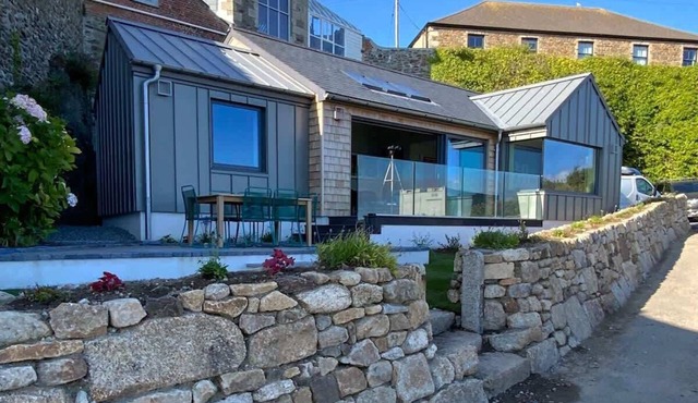 Chymaen - Magnificent coastal home with Sea Views in Marazion