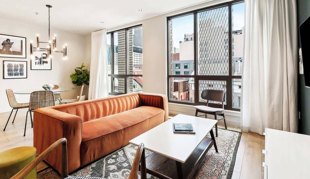Cozy 2 BR Apartment in CBD | Near FQ + Superdome in New Orleans