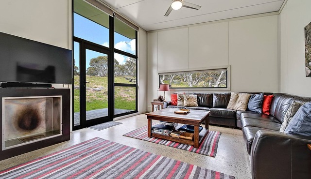 Ecocrackenback Luxe Chalet 19 in CRACKENBACK