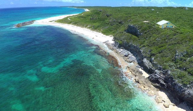 Eleuthera Villa - The Surfer's Beach Destination! in Gregory Town