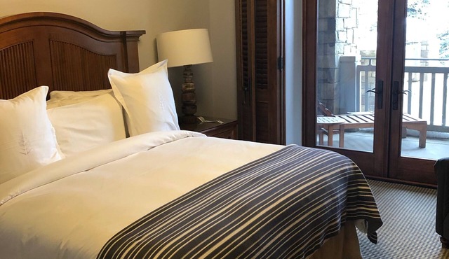 Four Seasons Residence. 2 Bed/2.5 Bath. 2027 Available for Booking! in Jackson