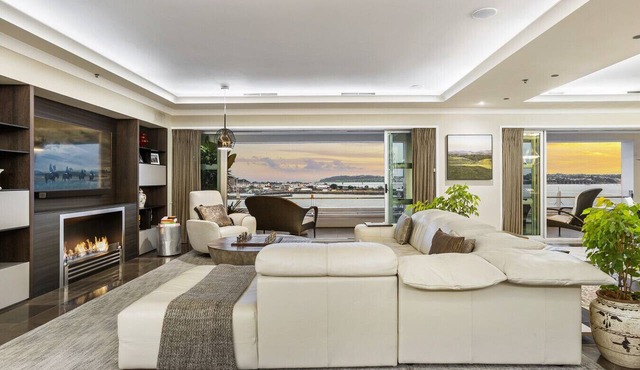 Harbourside Masterpiece in Auckland
