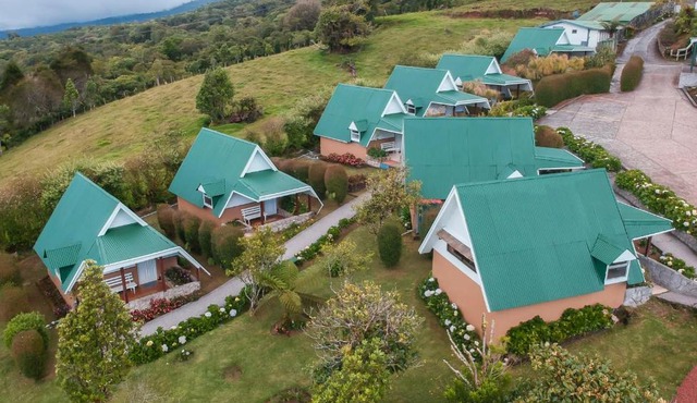 Hortensias Chalets Vara blanca in Heredia
