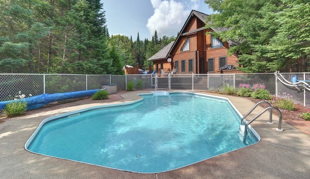 ⛳ L'Eden - Air Conditioning - Golf - Swimming Pool (June through September) - Spa - Pool Table in Mont-Blanc