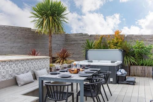 Little Beach House by Bloom Stays in Whitstable