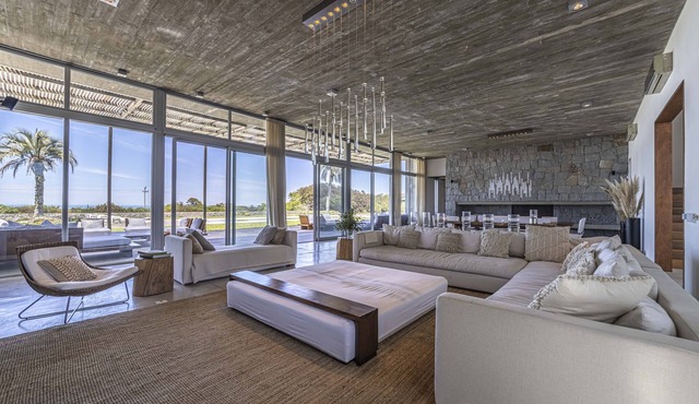 Luxury 10,000 sq ft modern house with breathtaking ocean views and every amenity in José Ignacio