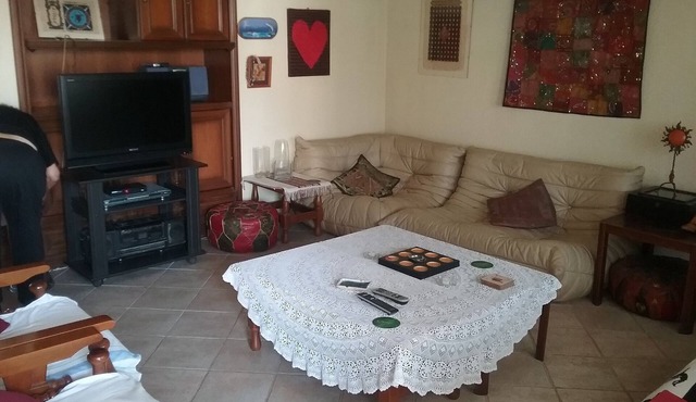 Maisonette Afroditi, located near Thessaloniki in Περαία