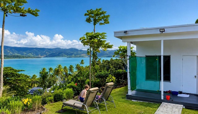Nananu-I-Ra Oceanfront House - Island Escape in Rakiraki