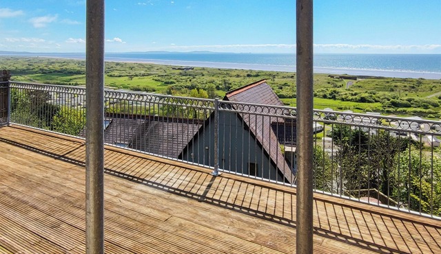 Pendine Beach Apartment in Carmarthen