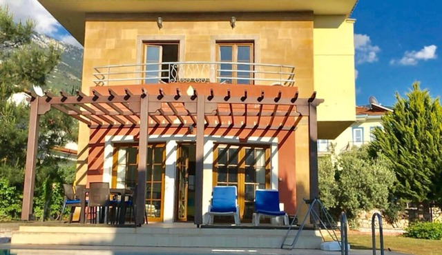 Perfect location 2 minutes to all amenities, bars/bus/restaurants and shops. in Ölüdeniz