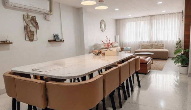 Private 5BR Building 17-26Pax 5Mins to BTS & Sathorn Pier in Krung Thep Maha Nakhon