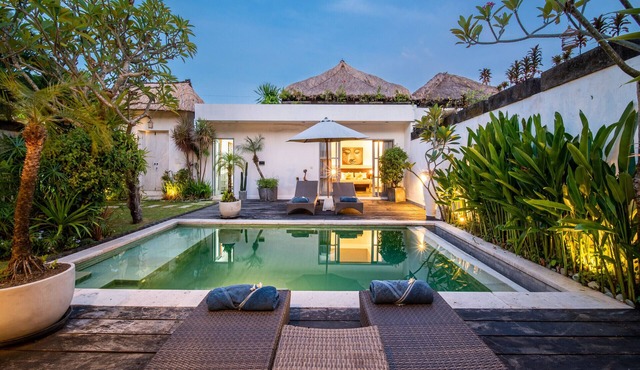 Seminyak Oasis -2 BR Villa in Kerobokan