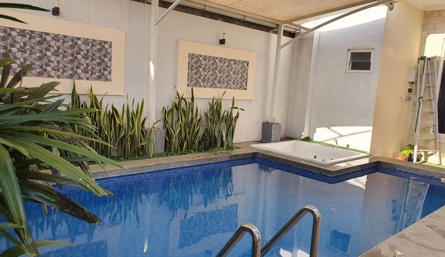 Spacious 5-bedroom SUNRICH Villa in charming BATU Jawa Timur in Jawa Timur
