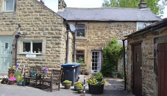 Three Bears Cottage - Just Perfect for Exploring the Glorious Peak Park! in Eyam