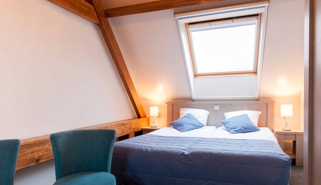 Vacation home with bath along the Utrecht Vecht in Vreeland