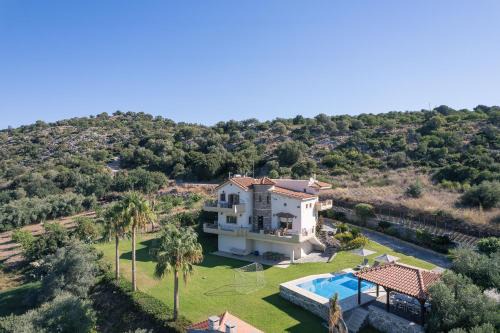 Villa Sevdas in Perama
