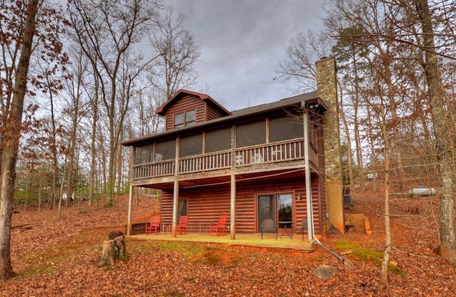 3 bedroom accommodation in Morganton in Morganton
