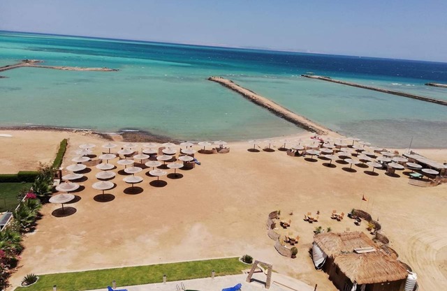 Turtles Beach Resort 