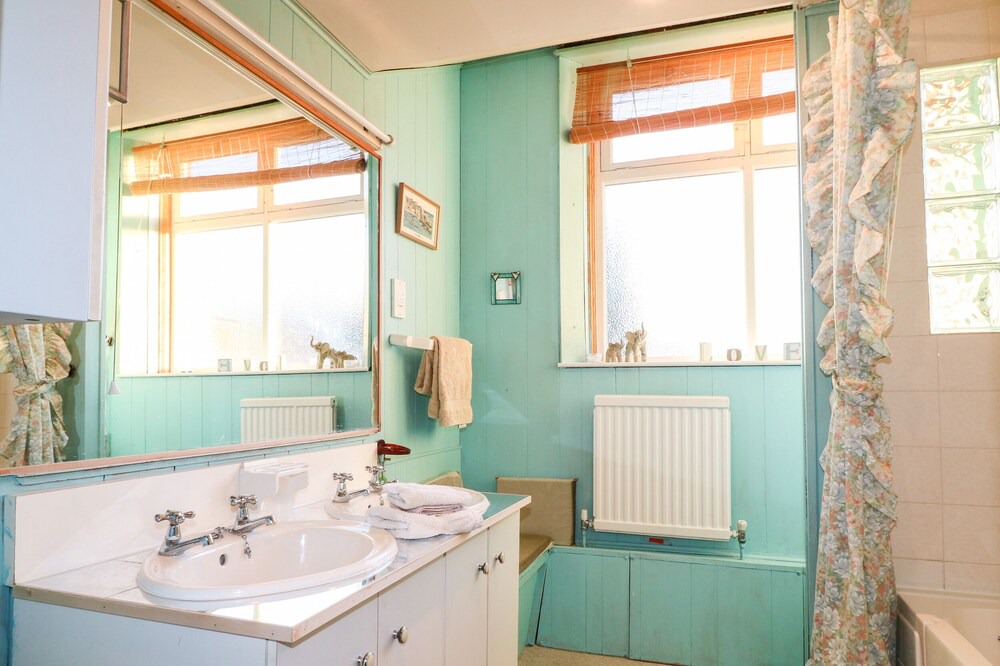Photo of Bathroom in Pentrich