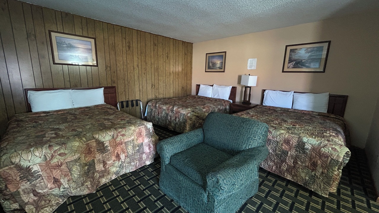 Photo of Bedroom in Broken Bow