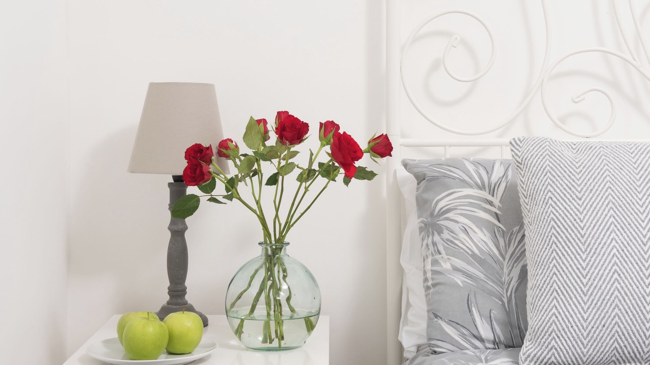 Photo of Bedroom in Helford Passage