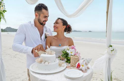 Praslin Island Resort | Acajou Beach Resort