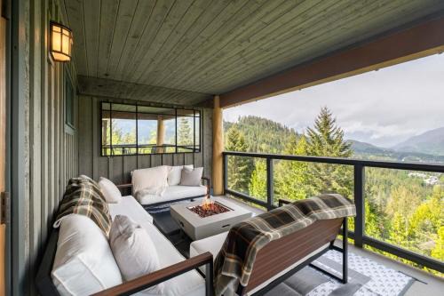 Pets | BBQ | Sundeck | Private garage | Ski-in/out in Whistler