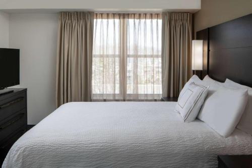 Sonesta ES Suites Fairfax Fair Lakes in Fairfax